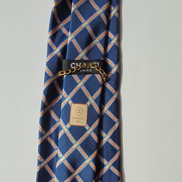 CHANEL Men's Vintage Tie 100% Silk Made in Italy - Blue white crosshatch CHANEL - Picture 5 of 5